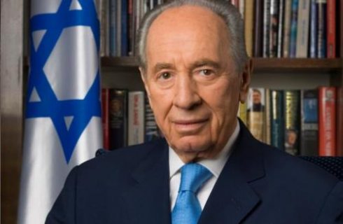 Peres-Official-Picture